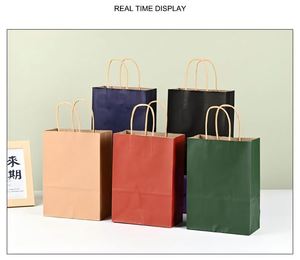 Sacs cadeaux en papier kraft biodégradable avec poignées Flexiloop (5.91x3.15x8.27in) Couleurs personnalisables pour bougies et cadeaux d'anniversaire - Product Image 6
