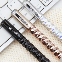 Nouveauté : Stylo rétractable élégant à motif diamant géométrique, à séchage rapide, anti-stress, neutre, 0,5 mm