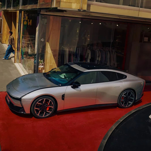 Versión Familiar, Auto Deportivo Eléctrico, Auto Compacto, Auto Usado de Nueva Energía, Sin Operar, 450 km de Autonomía, Conducción Autónoma, XPeng P7 - Product Image 1