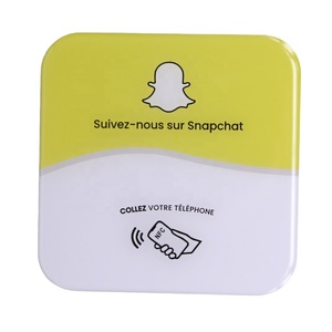 Carta NFC in PVC con Chip NFC 215 Pre-Programmata per Link Siti Web e Social Media - Product Image 1