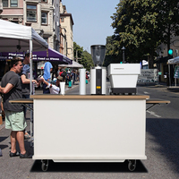 Chariot à nourriture, café et boissons en bois portable à 4 roues, chariot mobile à pousser à la main, comptoir de bar, chariot à bonbons pour événements et festivals en plein air