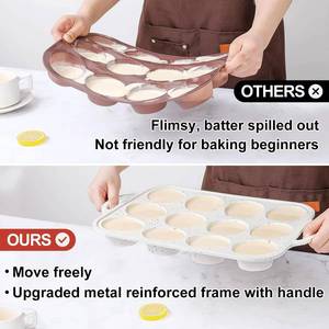 Moule à cupcakes mini en silicone avec cadre métallique renforcé, antiadhésif, sans BPA, certifié LFGB, 24 cavités, de la marque MUYULINS Factory, pour gâteaux américains. - Product Image 3