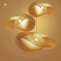 Lustre suspendu LED en bambou tressé rétro simple pour salon, chambre, couloir, restaurant, salon de thé