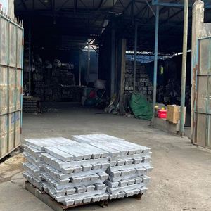 Proveedores de Fábrica, Lingotes de Aleación de Aluminio de Primera Calidad 99.9%, Precio Competitivo - Product Image 3