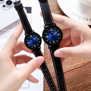Reloj de pareja de cuarzo, impermeable, con correa de cuero de alta gama, minimalista y a la moda. - Product Image 3