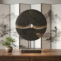 Sculpture artisanale en bois carbonisé, disque circulaire à grain naturel, support en métal, design Art Déco, décoration intérieure, baptême
