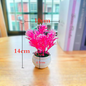 Plantes artificielles en pot Qi Xing, fleurs en plastique de 14 cm, forme de cloche, décoration de bureau, fabriqué en Chine - Product Image 2