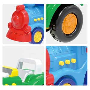 Lot de 2 voitures de <span class=keywords><strong>dessin</strong></span> <span class=keywords><strong>animé</strong></span>, tracteurs agricoles et trains, véhicules à friction en plastique avec sirène lumineuse, jeux en plein air pour enfants, aventures amusantes. - Product Image 4