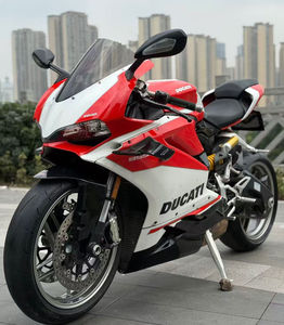 Motocicleta de Calle de 1000cc de <span class=keywords><strong>Segunda</strong></span> <span class=keywords><strong>Mano</strong></span> con Bajo Kilometraje en 2017, 90% Nueva - Product Image 4