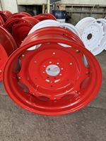 Velg Baja Traktor Pertanian Tugas Berat Berbagai Ukuran Opsional Hub Roda Pertanian untuk Traktor Pemanen Peralatan Pertanian W16-30