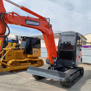 Mini-excavatrice d'occasion Doosan DX75 DX60, 7 tonnes, 6 tonnes, excavatrice hydraulique sur chenilles - Product Image 1