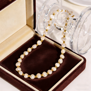 Collar de Perlas Naturales de Agua Dulce, Joyería de Lujo Ligero, Resistente al Agua, No se Deslustra, Cadenas Finas con Cuentas de Piedra Natural - Product Image 1