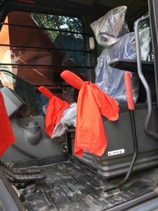 Excavadoras Usadas Hitachi ZX240-3G Originales, Excavadoras de Cadenas Usadas ZX200 ZX210 ZX250 ZX270 ZX350-3G ZX350-5G en Stock para la Venta - Product Image 4