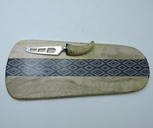 Planche à découper le fromage en bois, Design imprimé, forme personnalisée, fait à la main, table de cuisson - Product Image 2