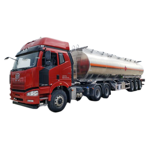 Semirremolque Cisterna de Combustible de Alta Calidad, 40000L, Material de Acero, para Transporte de Petróleo - Product Image 1