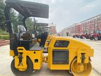 GZMA GZC204P Compacteur vibrant à double tambour de 3,8 tonnes, compresseur de sol hydraulique 26,5 kW 30 KN 0~12 km/h, faible coût d'entretien, 25 % de réduction sur les frais de route