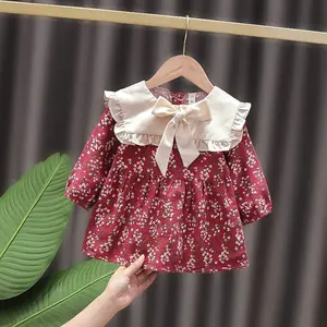 秋の赤ちゃんの女の子の花柄ドレス12 34歳幼児の子供人形の襟フラワープリント秋のドレス