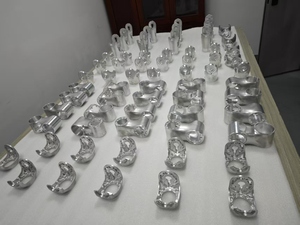 Servicio de Mecanizado CNC de Piezas de Aluminio Personalizadas Directamente de Fábrica, 3, 4 y 5 Ejes, con Tolerancia Ajustada e ISO9001 para Robots - Product Image 3