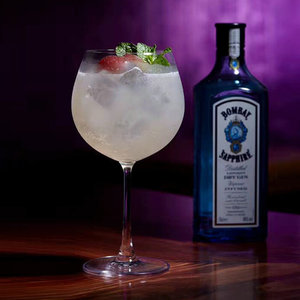 Copa de vino de Ginebra de cóctel con globo de tallo soplado personalizado de 640ml con logotipo para boda con <span class=keywords><strong>Gin</strong></span> <span class=keywords><strong>Tonic</strong></span> y Old Elgin Old Farm - Product Image 3