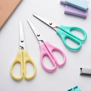 Kéo văn phòng phẩm cắt giấy an toàn cho học sinh tiểu học với đầu cùn - Product Image 2