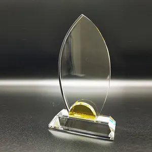Placa de cristal transparente K9 esculpida a laser e Troféu de cristal obelisco de vidro quadrado em branco de alto nível