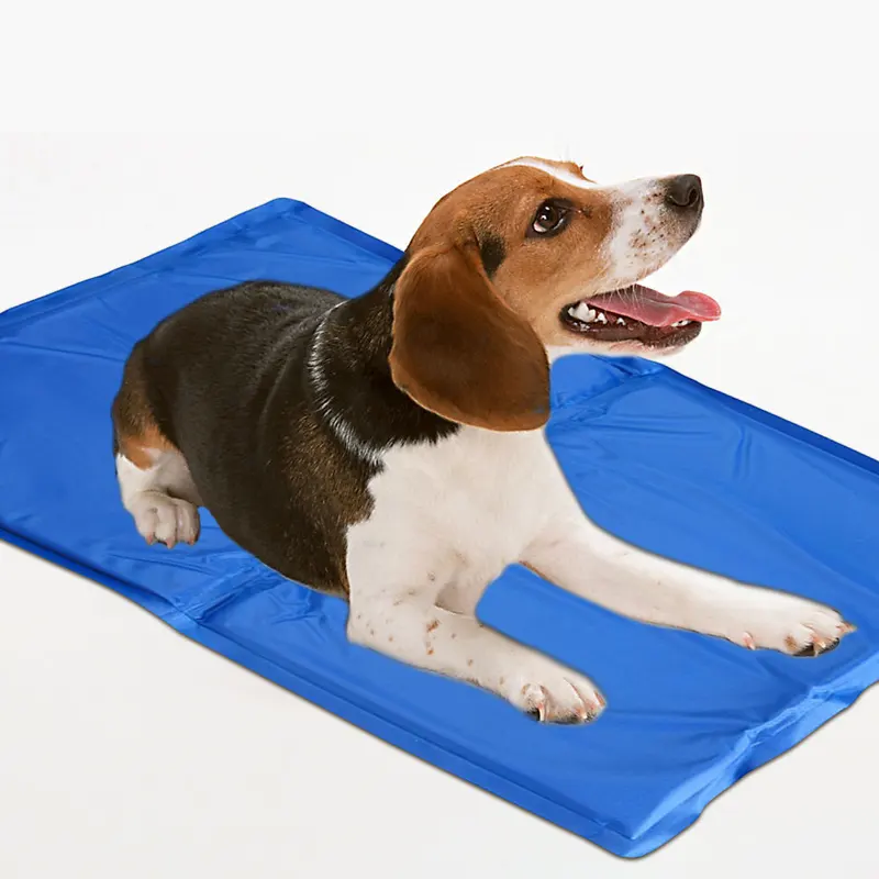 Tapis refroidissant imperméable pour les chiens et les animaux de compagnie, accessoire d'été, 1 pièce