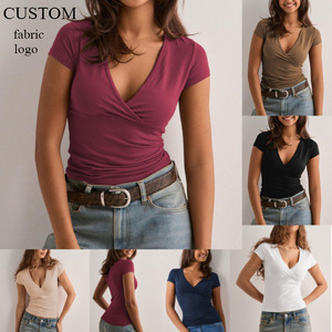 T-shirt décontracté court personnalisé été 2026, imprimé graphique de haute qualité, col en V, coupe ajustée, <span class=keywords><strong>sexy</strong></span> et respirant pour femme - Product Image 1