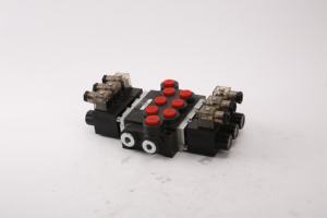 コマツミニショベルP40 P80 P120 2 3 4 5 <span class=keywords><strong>6</strong></span> 7スプールジョイスティック油圧方向制御弁（トラクターローダー用） - Product Image 4