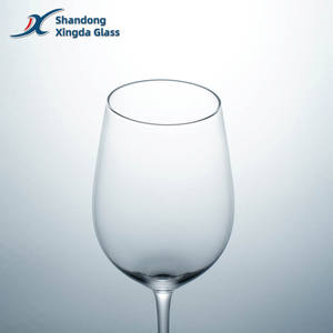 Xingda Tasse à vin rouge en verre borosilicaté à longue tige personnalisée Gobelet fait à <span class=keywords><strong>la</strong></span> main soufflé à <span class=keywords><strong>la</strong></span> <span class=keywords><strong>bouche</strong></span> durable sans plomb pour <span class=keywords><strong>la</strong></span> dégustation de vin - Product Image 3