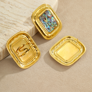 Boucles d'oreilles en acier inoxydable de style rétro et médiéval, boucles d'oreilles à clous, anneau géométrique carré, pas de décoloration - Product Image 3