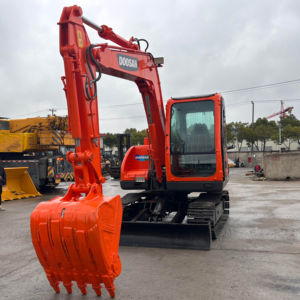 เครื่องขุด DX75 Doosan ระบบไฮดรอลิกขนาด7ตันสำหรับงานวิศวกรรมโยธาและงานโครงสร้างพื้นฐาน - Product Image 1