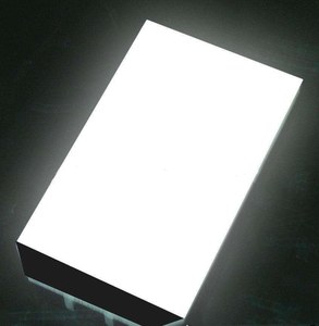 Panneau rétroéclairé Rina Tech 400x500mm, épaisseur 8-10mm, protection solaire PC LGP pour extérieur, haute visibilité. - Product Image 1