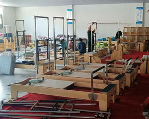 Lit de Pilates de haute qualité pour le renforcement du tronc, <span class=keywords><strong>machine</strong></span> de Pilates Reformer avec tour - Product Image 5