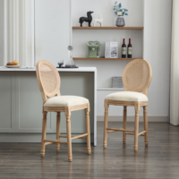 Ensemble de 2 tabourets de bar en bois massif avec dossier en rotin et assise rembourrée beige pour comptoir de cuisine