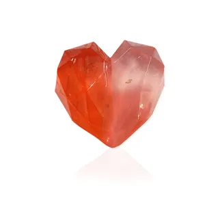 Jabón de diamante en forma de corazón personalizado con aloe y extracto de perfume de fresas rosas, lámina de oro blanqueador e hidratante