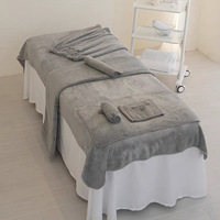 Ensemble de serviettes en microfibre douce 4 pièces avec logo personnalisé professionnel serviettes de salon de spa tissées de couleur unie pour usage domestique