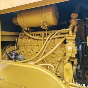 Chargeuse sur pneus CAT 938G d'occasion, faible nombre d'heures, excellent état mécanique, prête à l'emploi, haute valeur, certifiée CE/EPA - Product Image 3