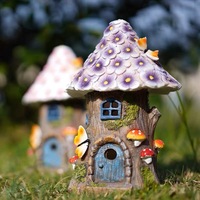 Maison de jardin féerique TSINYE en résine, maison champignon avec lumière solaire, statue d'extérieur pour la décoration du jardin, du patio, du balcon, cadeau d'anniversaire