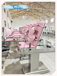 Lit d'<span class=keywords><strong>examen</strong></span> gynécologique obstétrical médical électrique YGP02 pour clinique, <span class=keywords><strong>table</strong></span> de médecin gynécologue pour patient - Product Image 3