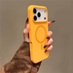 Funda de silicona líquida premium con protección magnética completa a prueba de golpes, adecuada para iPhone 17 Pro Max - Product Image 5
