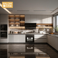 Armoires de cuisine BALOM OEM personnalisées, modernes, blanc chaud, en forme de L, avec étagères ouvertes, crédence botanique, modulaires, RTA