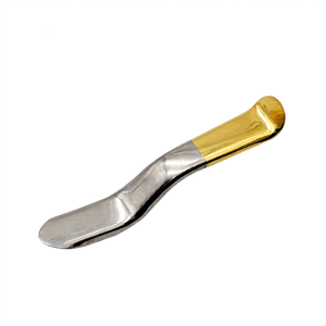 Odontomed 2011 Retractor de Mejillas Minnesota Chapado en Oro, Instrumentos Quirúrgicos con Certificación CE Clase I para Uso Hospitalario - Product Image 1