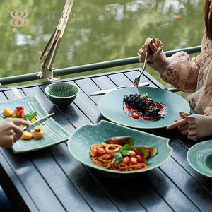 <span class=keywords><strong>Set</strong></span> di <span class=keywords><strong>Piatti</strong></span> in Ceramica Verde Rotonda Smaltata di Dubai, Stoviglie per Ristorante, Servizio di Porcellana - Product Image 6