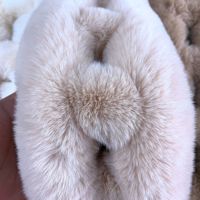 Automne et hiver nouvelle fourrure lapin cheveux en peluche écharpe épaissie chaud cou couleur unie boule de poils croix écharpe femme