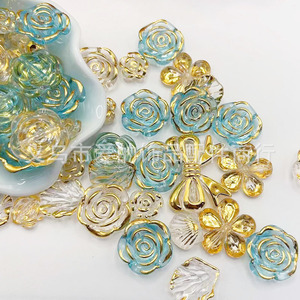 Perles en acrylique en forme de fleur avec feuille d'or pour pinces à cheveux, accessoires de fête, perles dispersées, haute qualité, Yiwu, été 2024 - Product Image 1