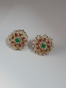 <b>Stud</b> earrings Sets Traditional floral/mandala-inspired cluster design Oval green gemstone (<b>emerald</b>-colored) Round floral cluster - Product Image 6