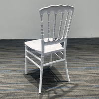 Chaises de mariage modernes blanches brillantes en résine PP, chaises Napoléon Chiavari pour hôtel, fête, banquet, événement, villa