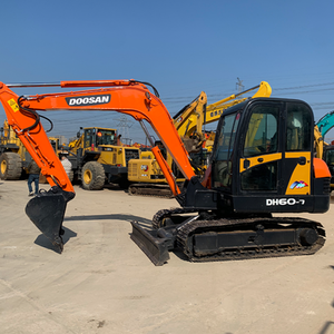 Excavadora Usada Doosan DH60-7, Maquinaria de Ingeniería y Construcción en Buen Estado de Funcionamiento, en Venta - Product Image 2