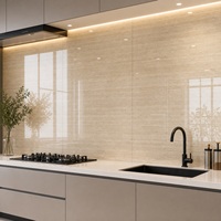 Panneau mural en marbre UV WYRAX 1220x2440mm 2.8mm aspect pierre travertin beige, imperméable, pour crédence de cuisine et mur de douche