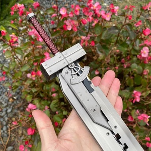 <span class=keywords><strong>Final</strong></span> <span class=keywords><strong>Fantasy</strong></span> VII Cloud Strife Assembler métal grande épée porte-clés métal épée jouets art 30CM de Chine fabricant - Product Image 4